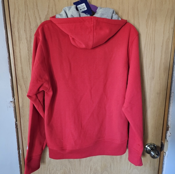 Champ pull over - Picture 2 of 2